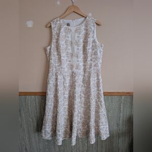 Elegant Floral Anne Klein Dress